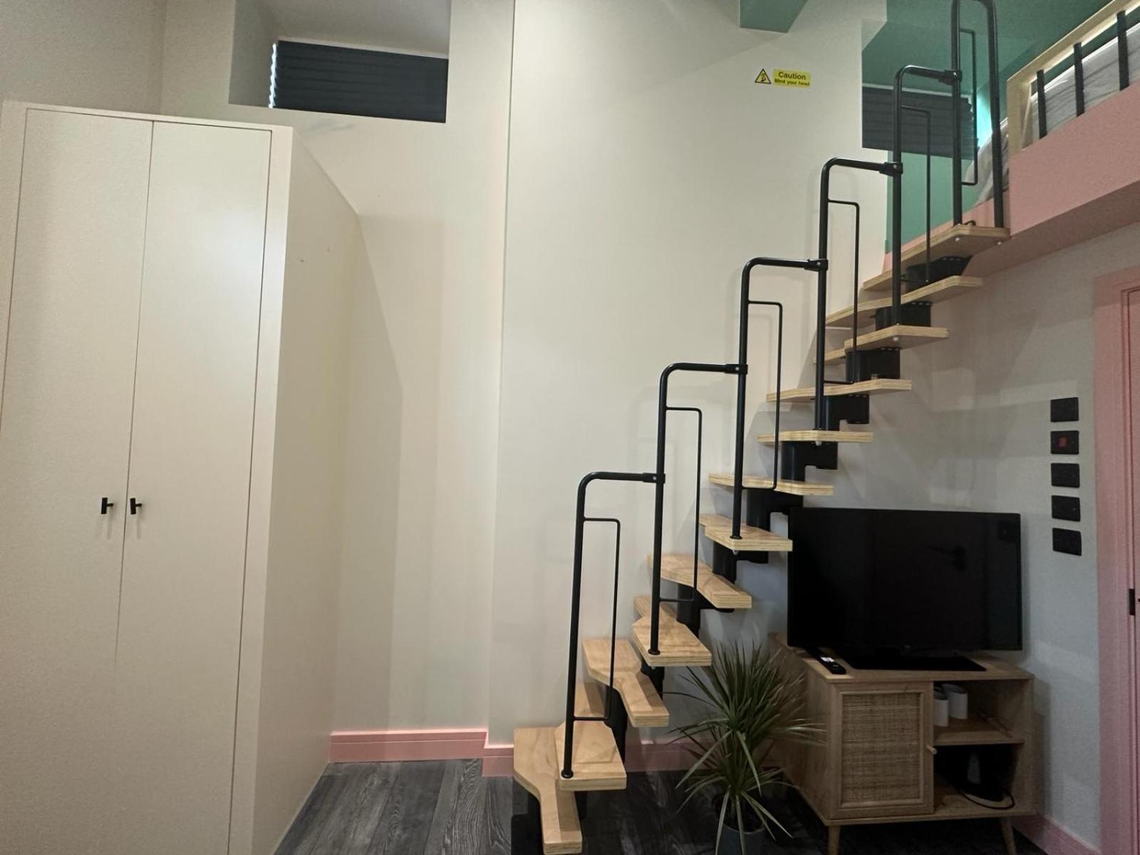 Cozy En-Suite Loft In Trendy Local 런던 외부 사진